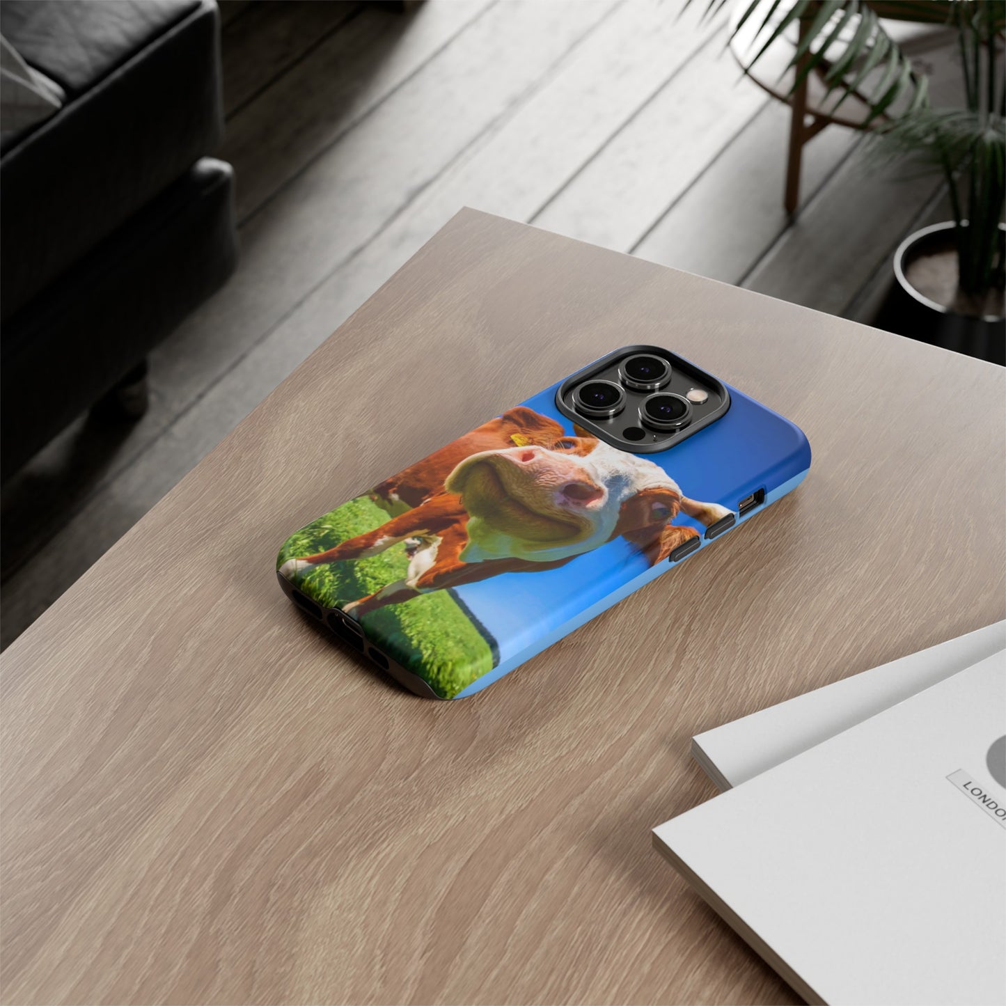 Dutch Cow Delight: Iphone 15, 14, 13, 12 Cases