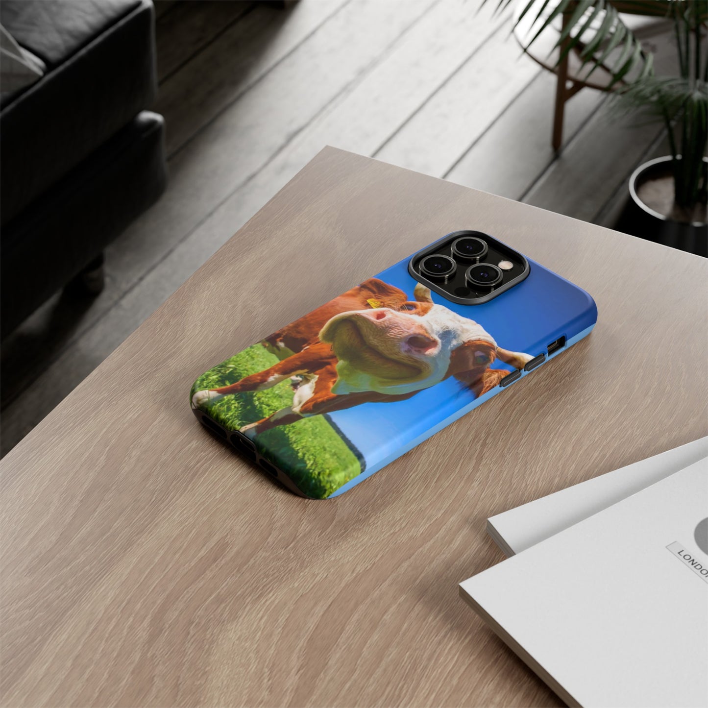 Dutch Cow Delight: Iphone 15, 14, 13, 12 Cases